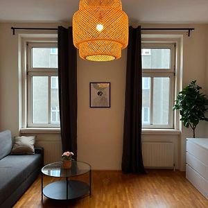 Appartement à 3 Chambres à Coucher