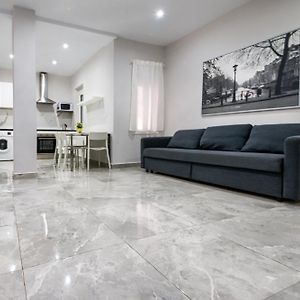 Appartement Luxe à 4 Chambres à Coucher