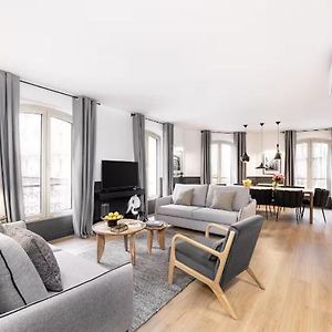 Appartement à 2 Chambres à Coucher