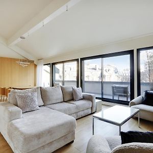 Appartement à 2 Chambres à Coucher