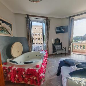 View Colosseo From Jacuzzi