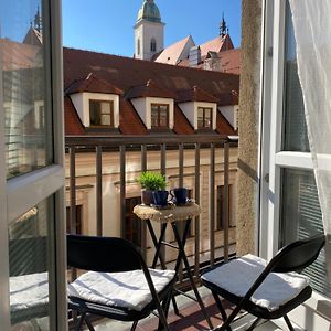 Audrey Hepburn Apartment Cathedral View Top Location Air Conditioned