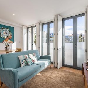 New!Central W/ Sunny Terrace - 9 Min Walk Trindade