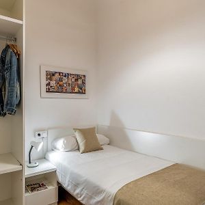 Appartement à 4 Chambres à Coucher
