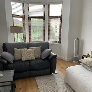 Top Floor West End Apartment - Partick, Glasgow