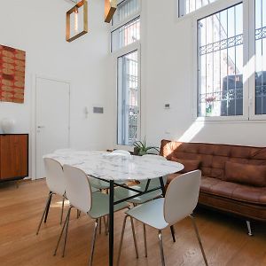 Appartement à 2 Chambres à Coucher