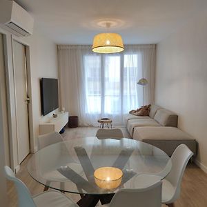 Superbe 3 Chambres Au Centre D'Antibes Ac, Parking, Wifi