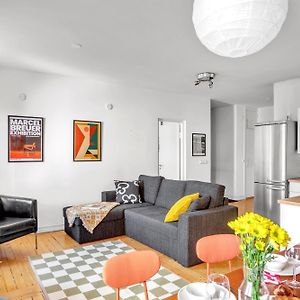 Appartement à 2 Chambres à Coucher
