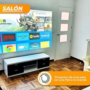 Appartement à 4 Chambres à Coucher