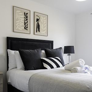 Appartement à 2 Chambres à Coucher