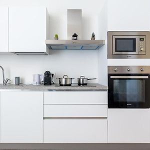 Casa Maciachini-Green Suite-M3 10 Minutes To Duomo