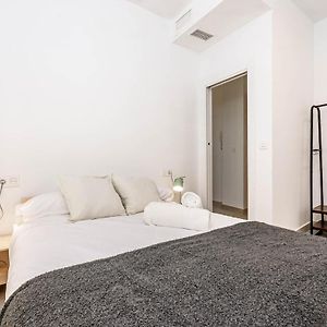 Appartement à 3 Chambres à Coucher