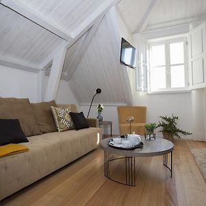 Belomont52 Guest House