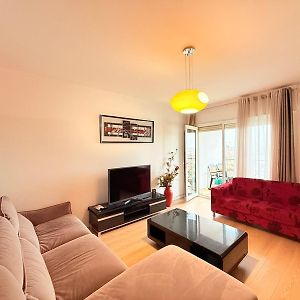 Appartement à 2 Chambres à Coucher