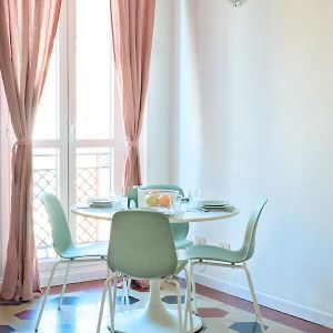 Appartement à 2 Chambres à Coucher
