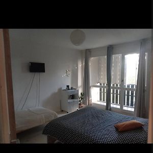 Appartement à 3 Chambres à Coucher