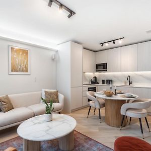 Appartement à 2 Chambres à Coucher
