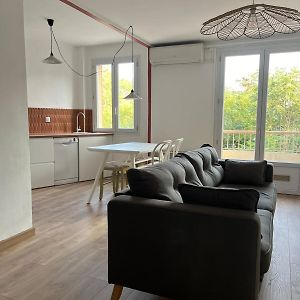 Appartement à 2 Chambres à Coucher
