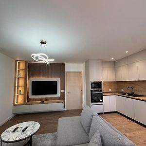 Appartement à 2 Chambres à Coucher