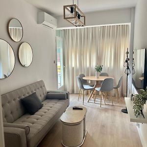 Appartement à 3 Chambres à Coucher