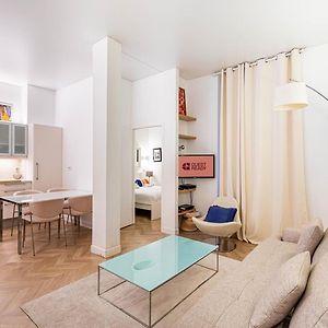 Appartement à 2 Chambres à Coucher