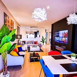 Appartement à 3 Chambres à Coucher