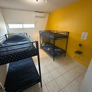 spacieux T5, terrasse, proche centre,parking privé