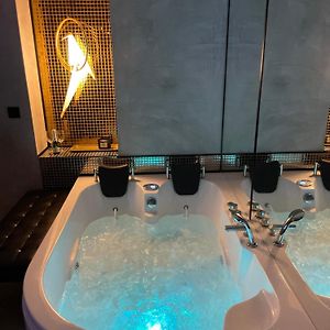 Apartament Z Jacuzzi W Sercu Krakowa