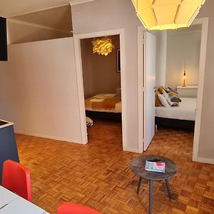 Molecular Apartment
