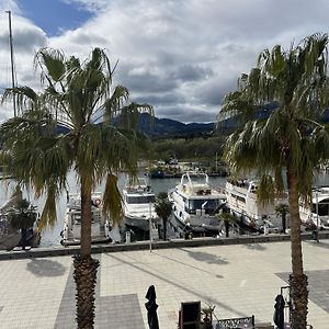 Argeles Sur Mer - Appartement 6 Pers Avec Terrasse Et Parking - Fr-1-309-375