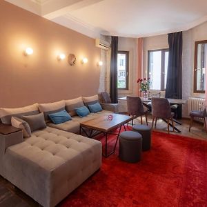 Top Center Relax, Ndk & Vitoshka Str, Free Secured Parking
