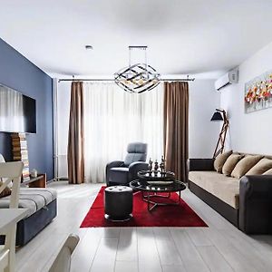 Appartement à 2 Chambres à Coucher