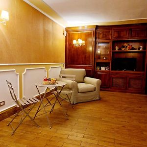Fuga A Napoli Apartment