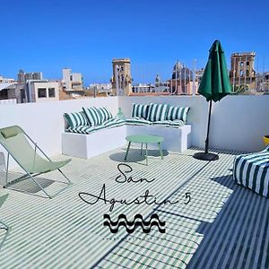 Appartement à 2 Chambres à Coucher