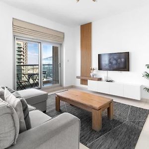 Appartement à 2 Chambres à Coucher