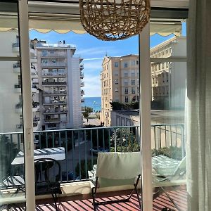 #26 Idealy Located Flat Ac 2Mins Walk To Sea Balcony