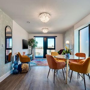 Appartement à 2 Chambres à Coucher