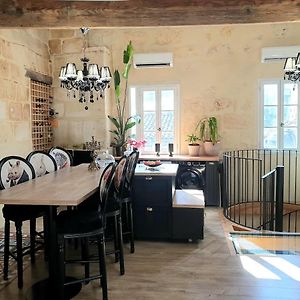 Appartement à 2 Chambres à Coucher