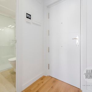 Elegancia Con Parking Para 4, Vive La Latina
