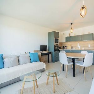 Appartement à 2 Chambres à Coucher