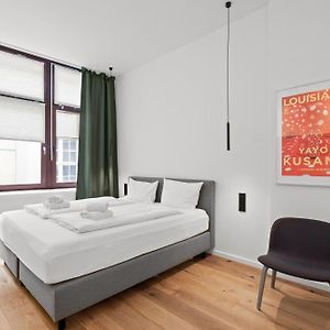 Appartement Luxe à 4 Chambres à Coucher