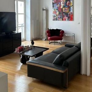 Appartement à 2 Chambres à Coucher