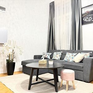 Appartement à 2 Chambres à Coucher