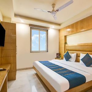 Hotel Kuber International - New Delhi Train Station