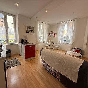 Appartement à 2 Chambres à Coucher