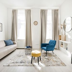 Appartement à 2 Chambres à Coucher