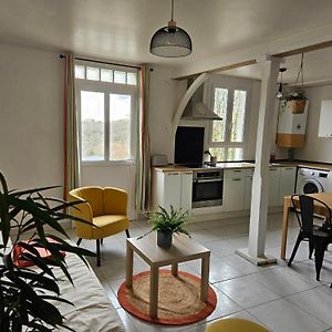 Appartement à 2 Chambres à Coucher