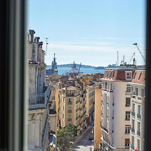 Appartement à 3 Chambres à Coucher