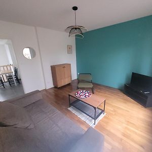 Appartement à 3 Chambres à Coucher