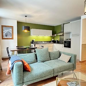 Appartement à 3 Chambres à Coucher